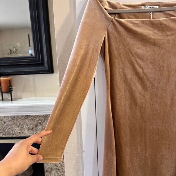 NWT Reformation Dario Knit Mini Dress Champagne Velvet Size Medium - Picture 8 of 10